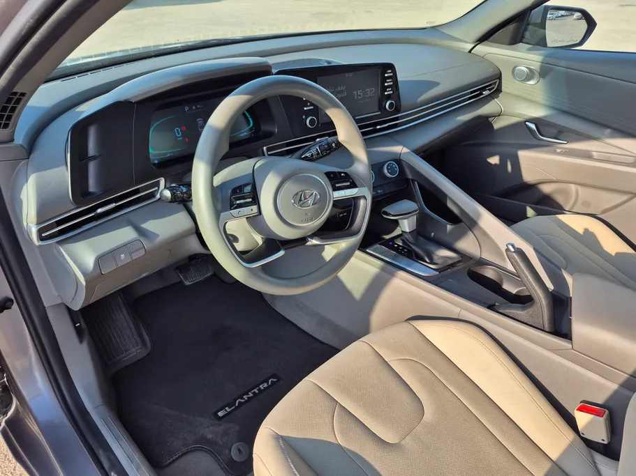 2024 Hyundai Elantra Fleet 