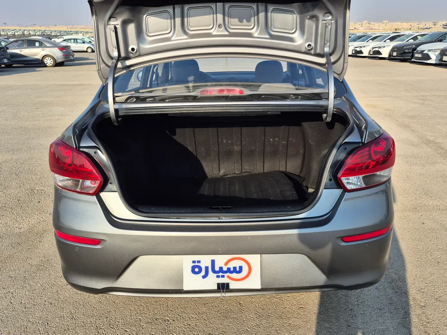 2022 Kia Pegas LX 