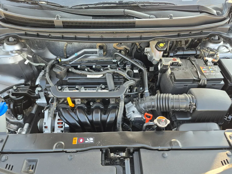 2022 Kia Pegas LX 
