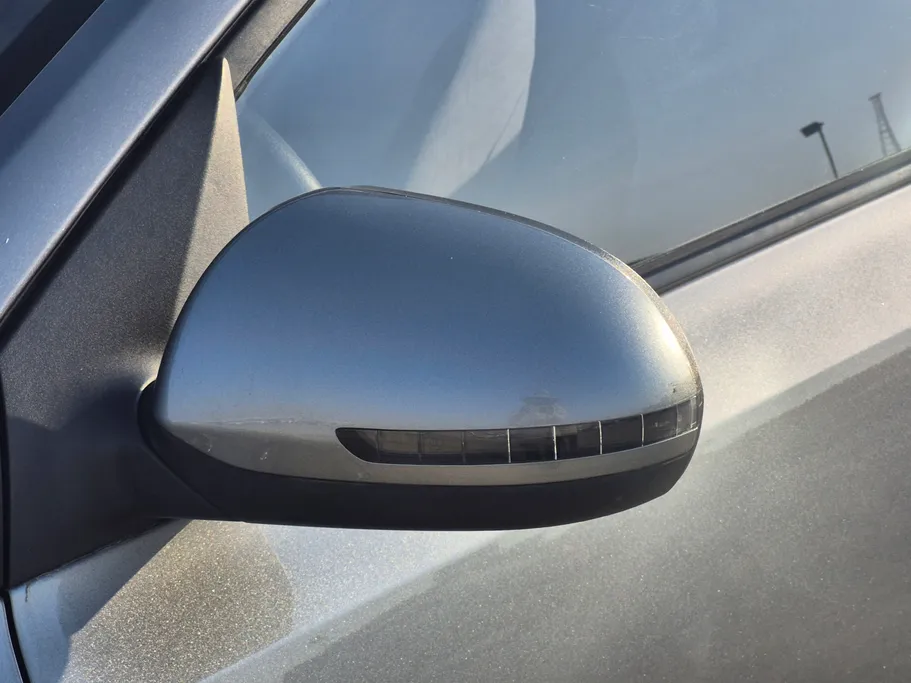 2022 Kia Pegas LX 
