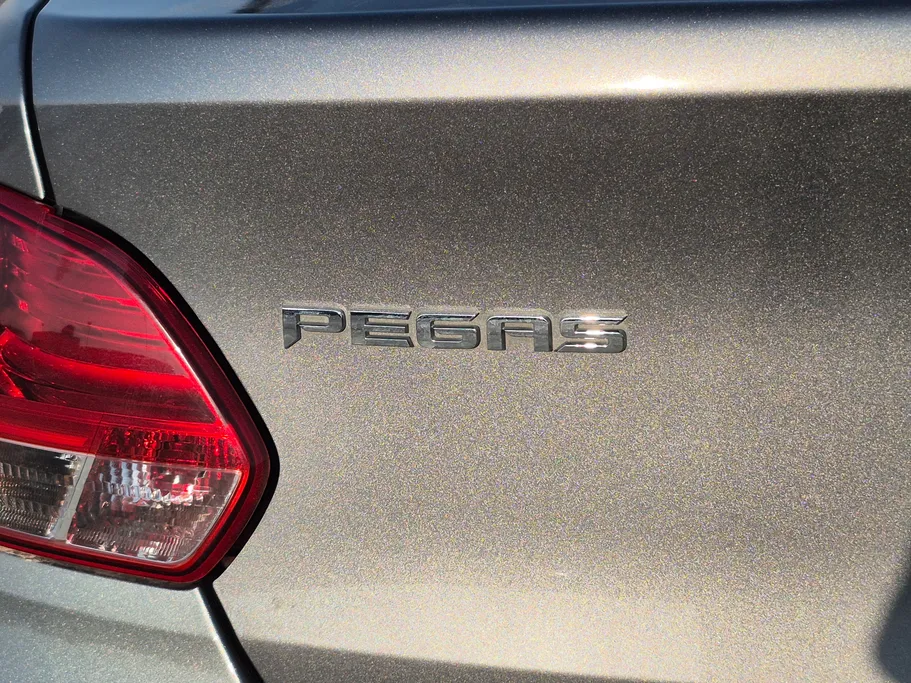 2022 Kia Pegas LX 