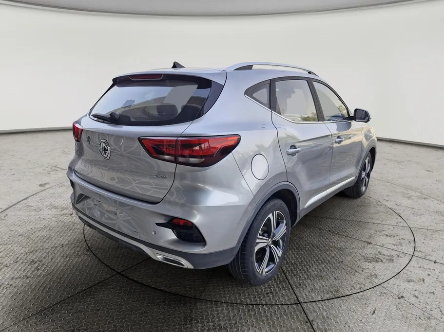 2023 MG ZS LUX 