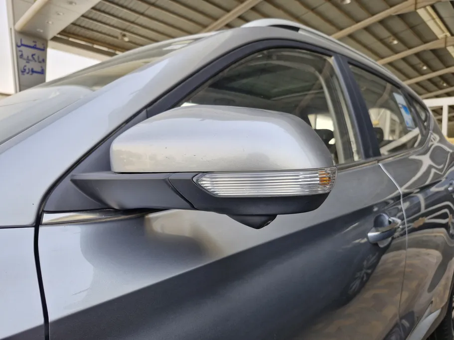 2023 MG ZS LUX 