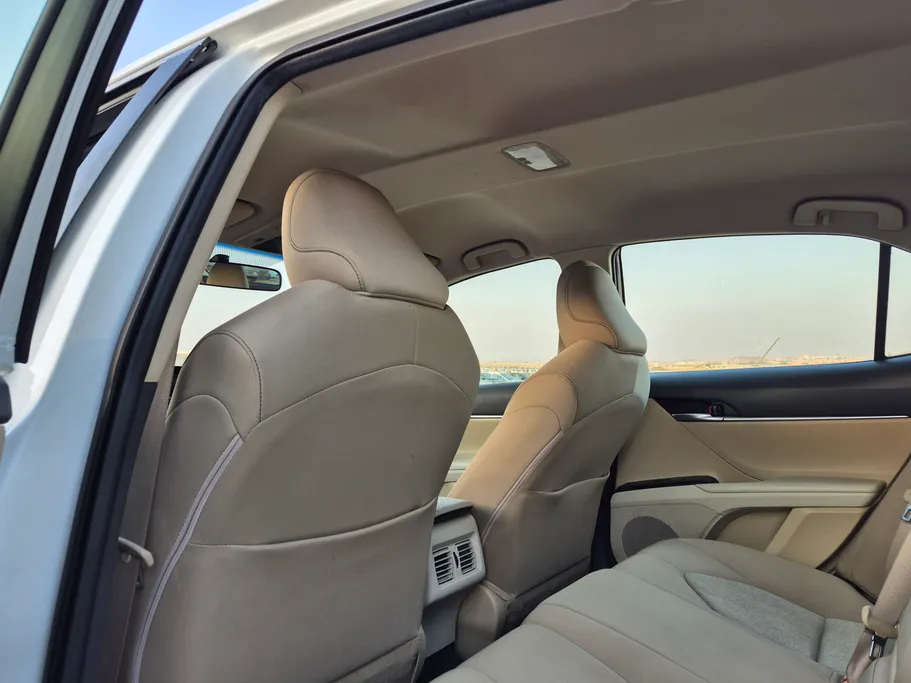 2022 Toyota Camry  LE 
