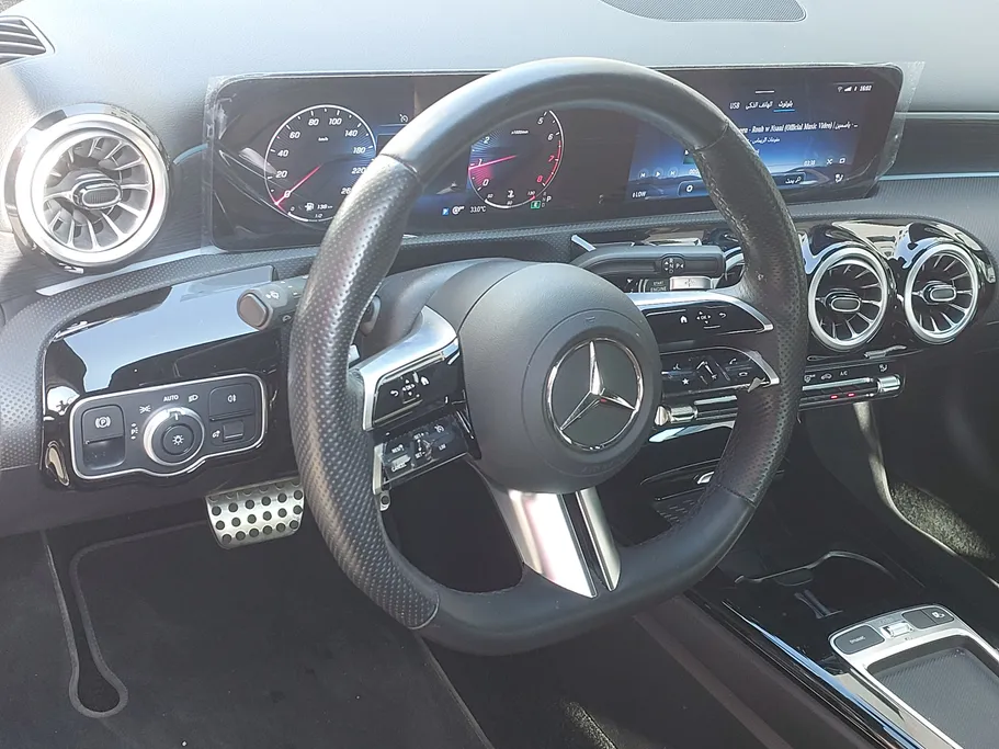 مرسيدس A 200 2025 