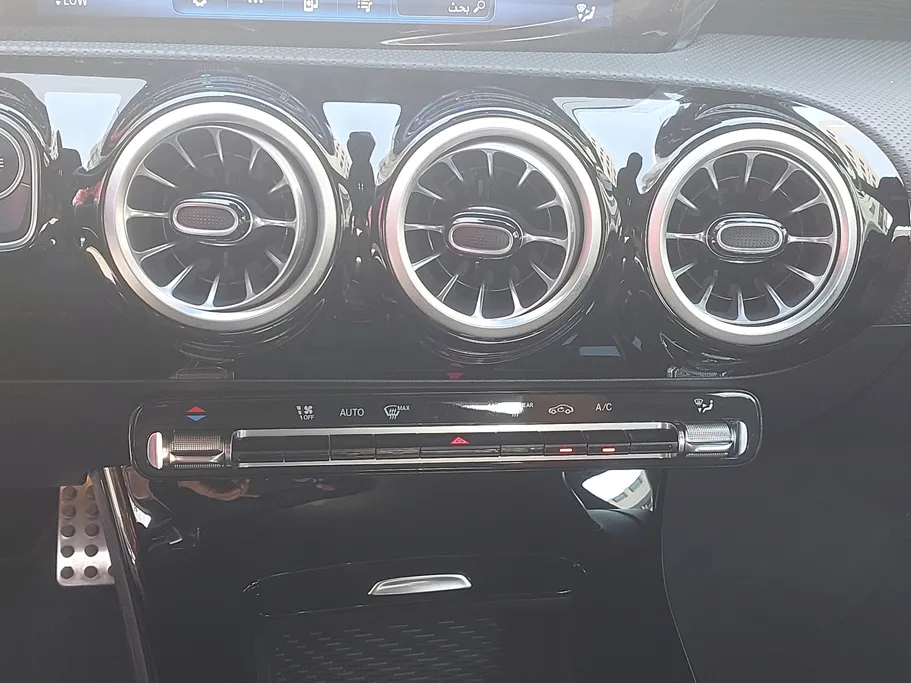 مرسيدس A 200 2025 