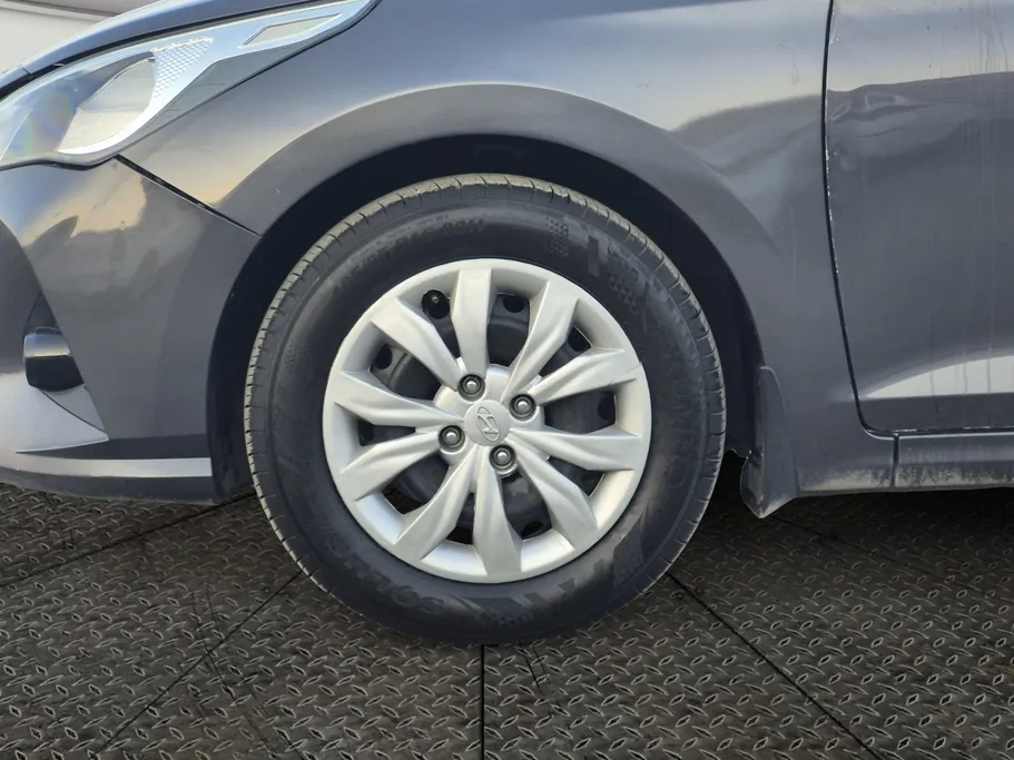 2023 Hyundai Accent Smart 