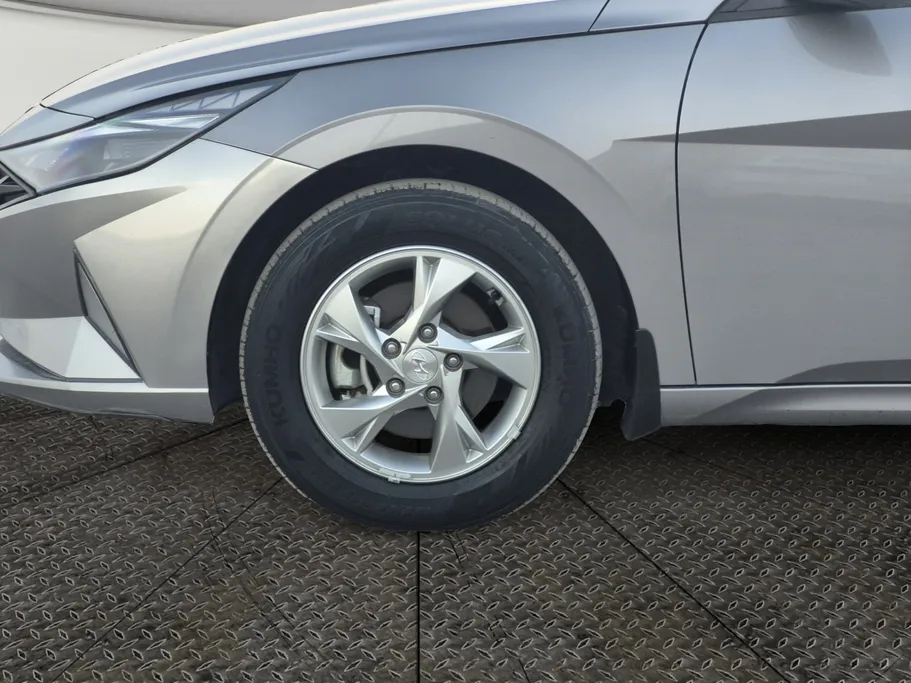 2023 Hyundai Elantra Fleet 