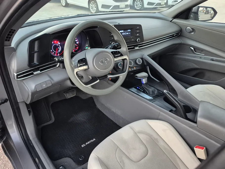 2023 Hyundai Elantra Fleet 