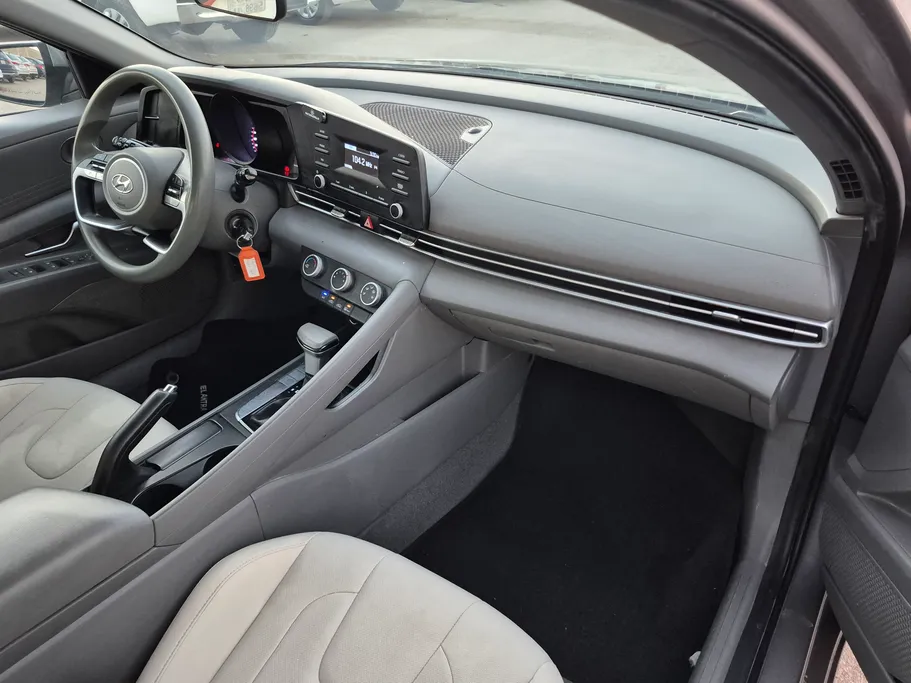 2023 Hyundai Elantra Fleet 