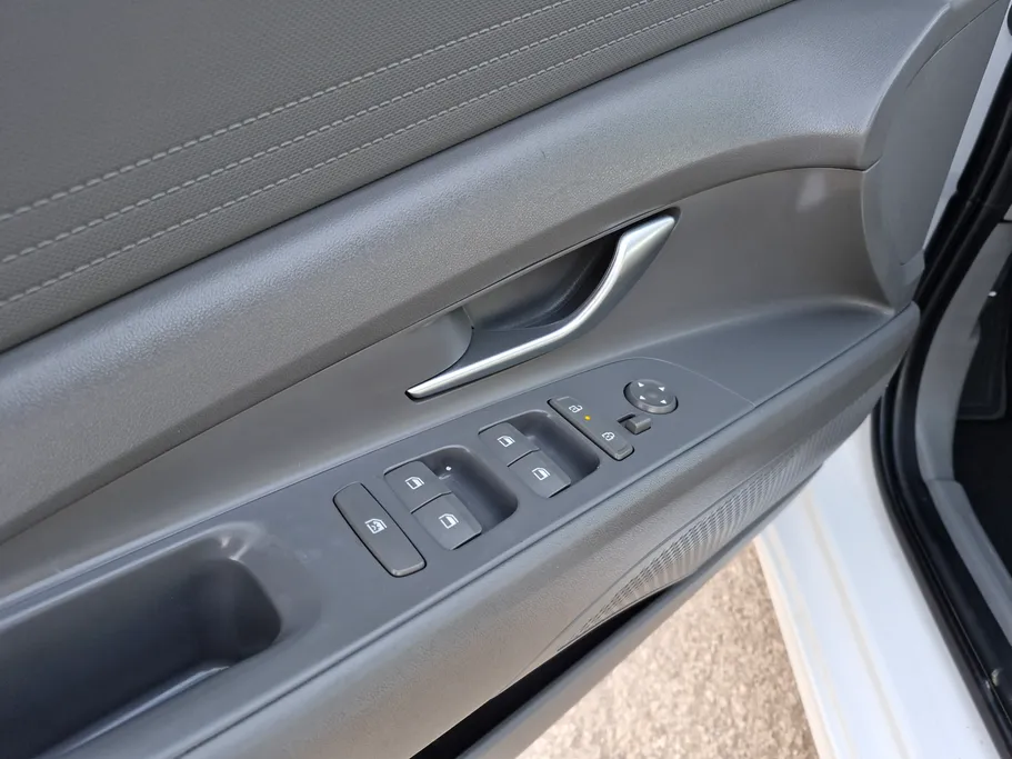 2024 Hyundai Elantra Fleet 