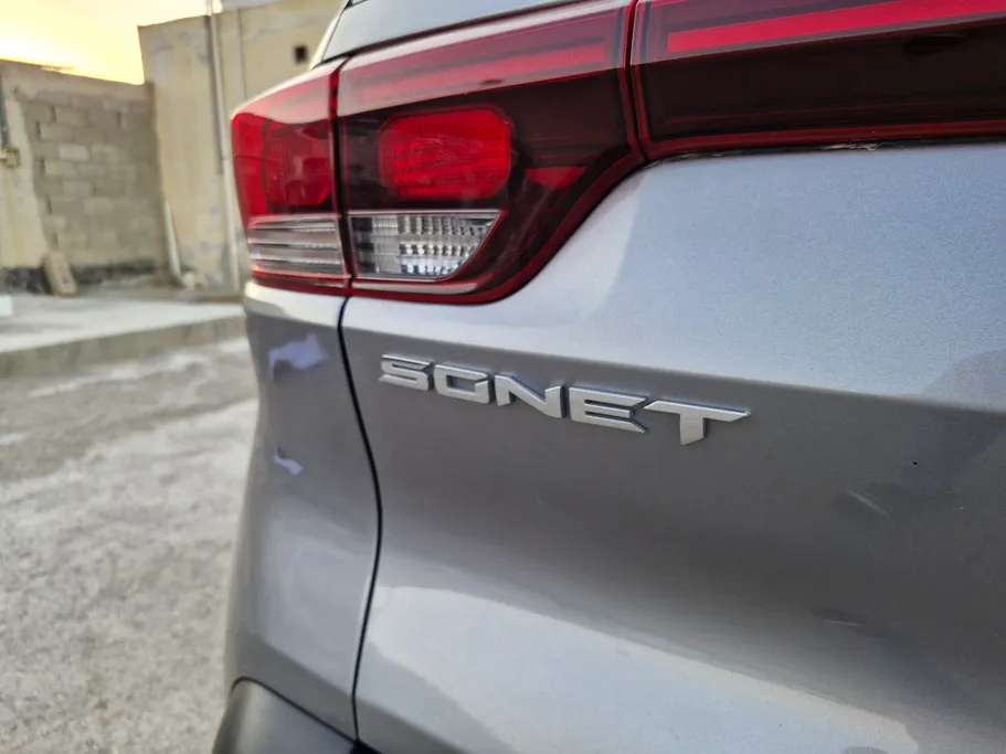 2022 Kia SONET LX 
