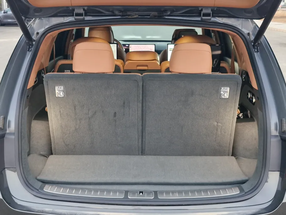 2025 Genesis GV80 Royal 