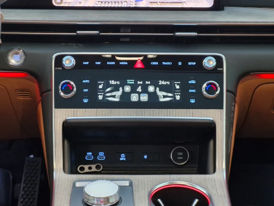 2025 Genesis GV80 Royal 