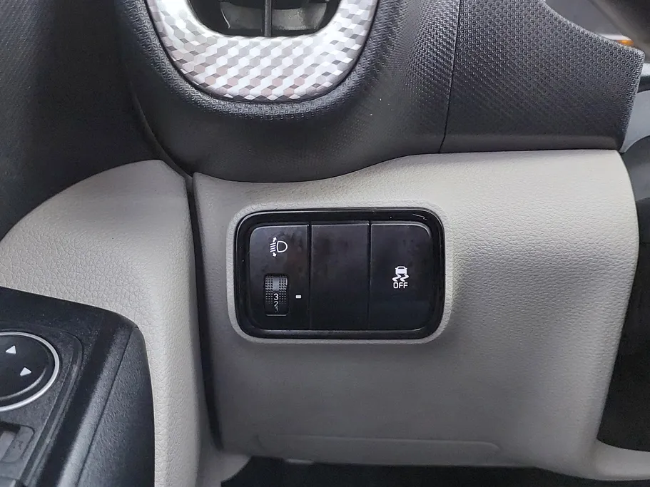 2023 Kia SONET LX 