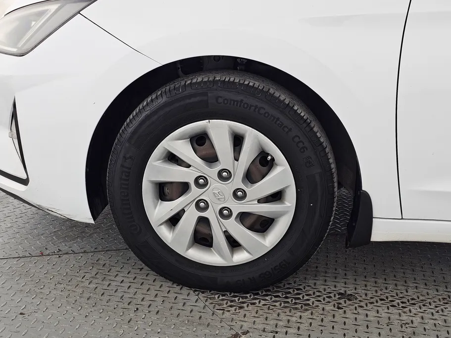2020 Hyundai Elantra GL 