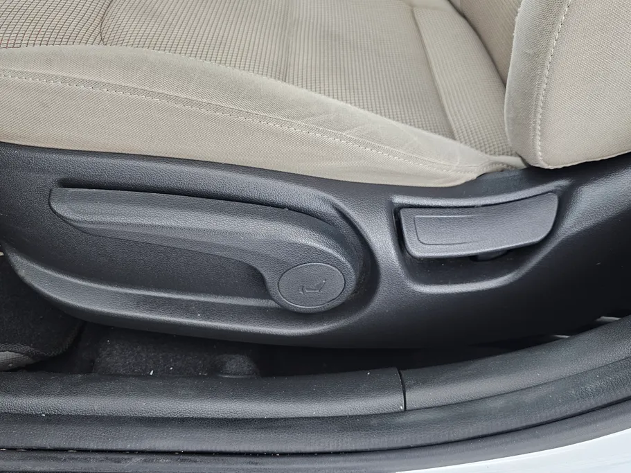 2020 Hyundai Elantra GL 