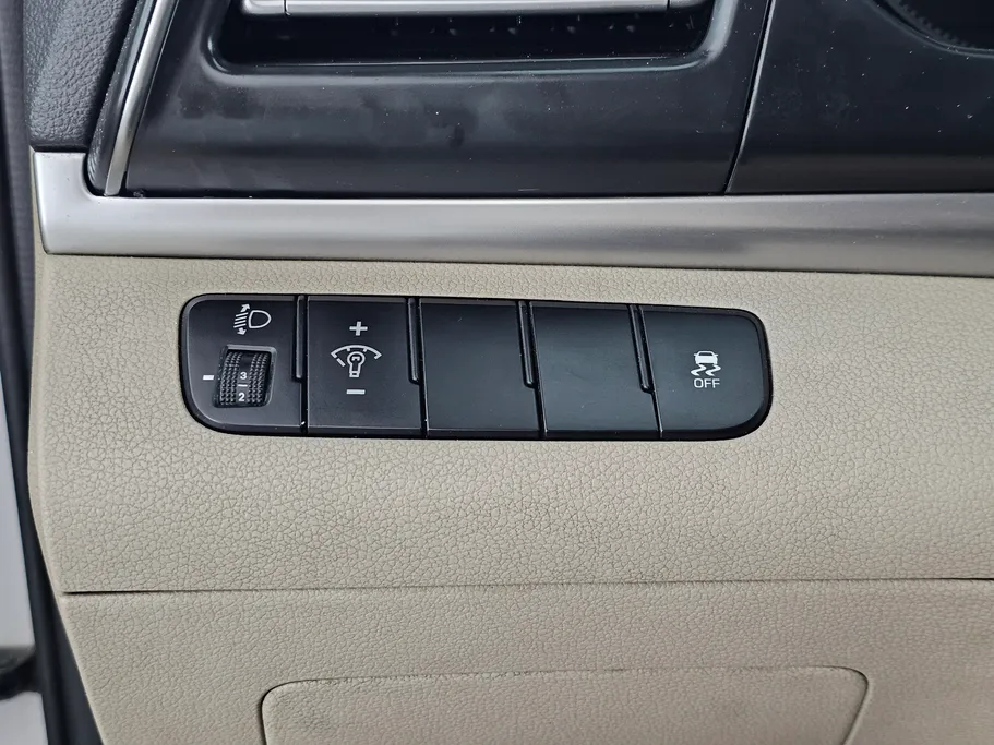 2020 Hyundai Elantra GL 
