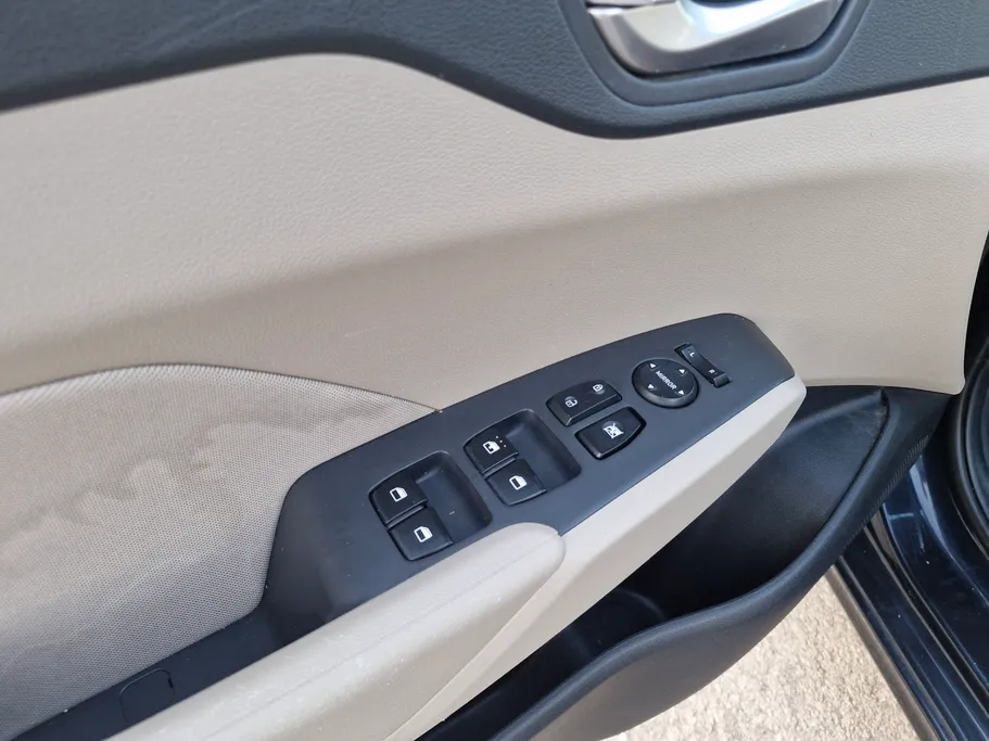 2023 Hyundai Accent Smart 