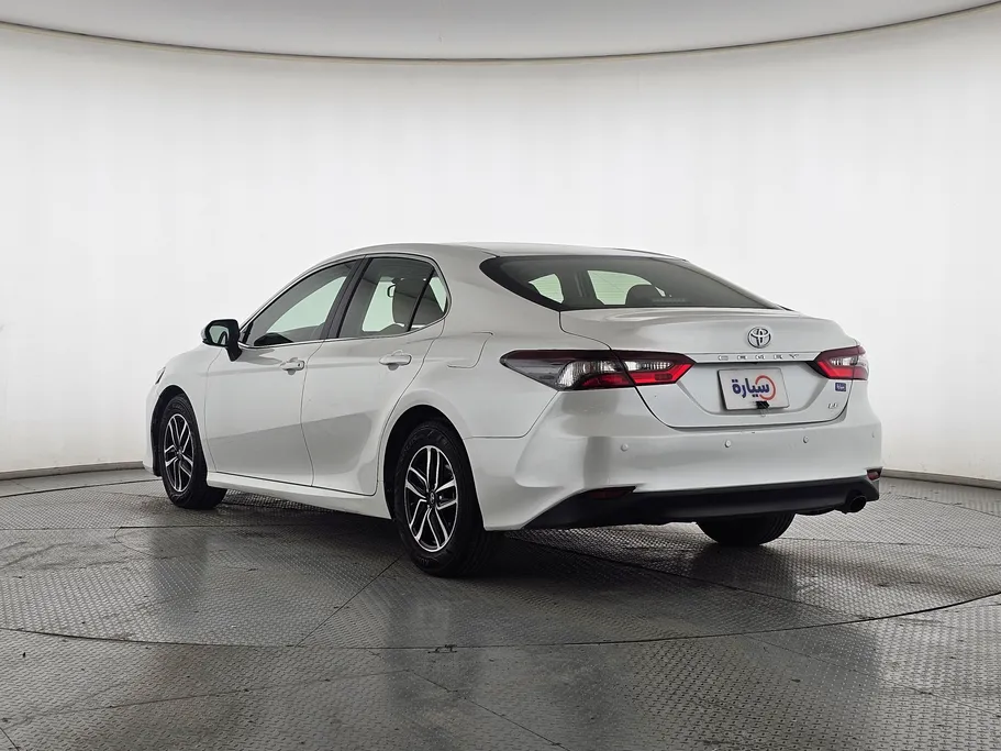 2023 Toyota Camry  LE 