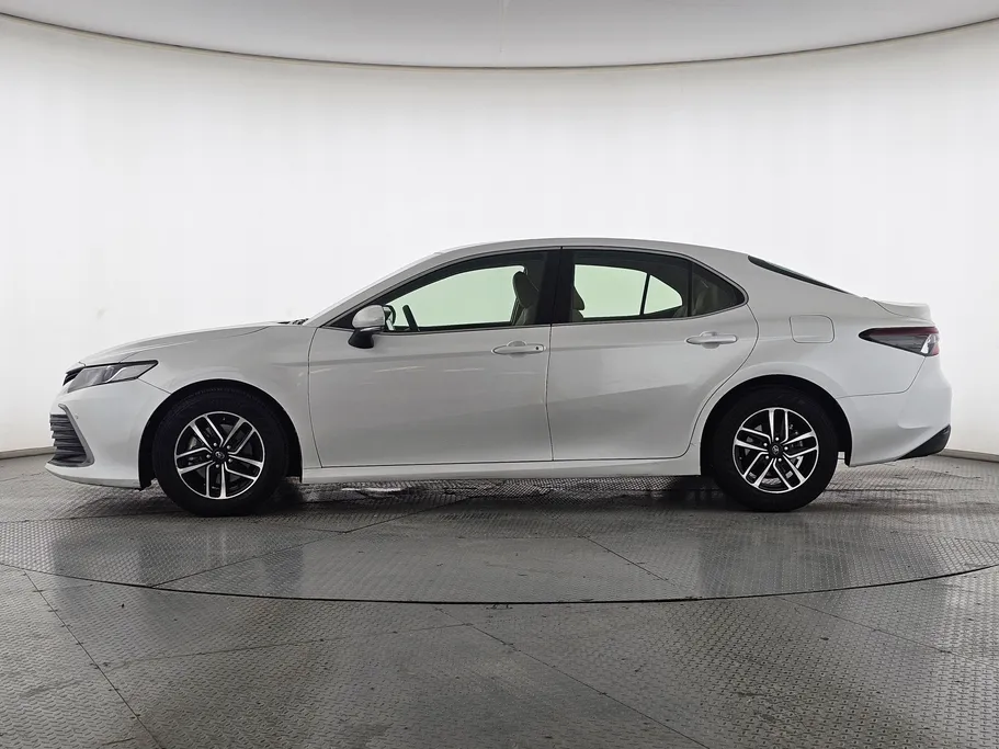 2023 Toyota Camry  LE 
