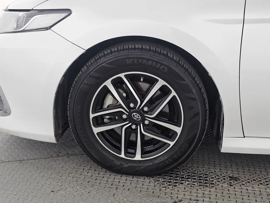 2023 Toyota Camry  LE 