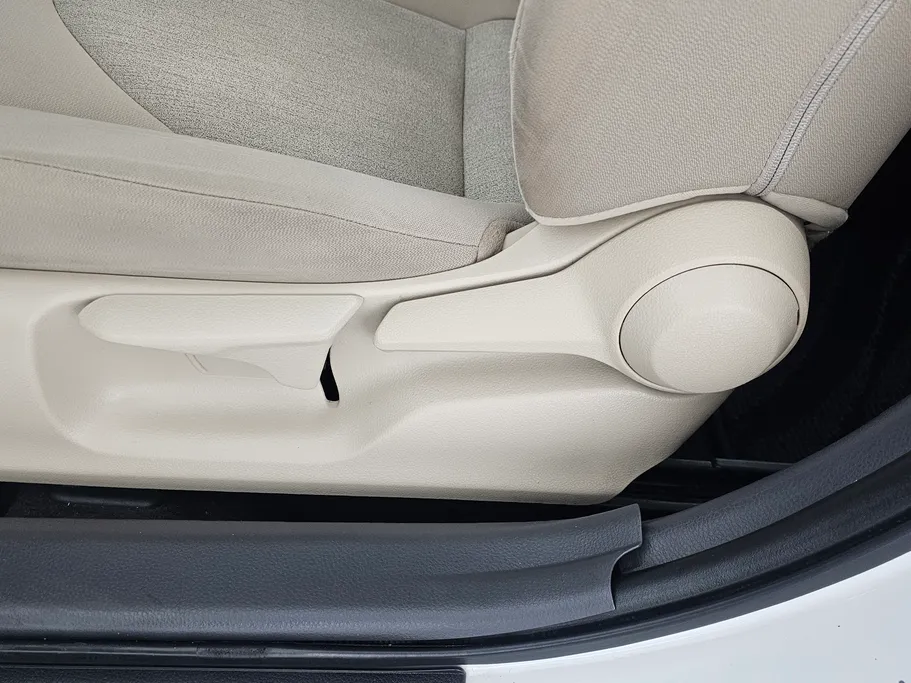 2023 Toyota Camry  LE 