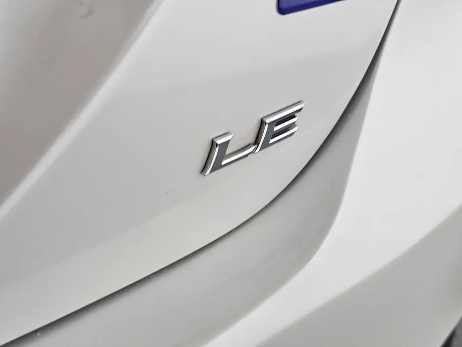 2023 Toyota Camry  LE 
