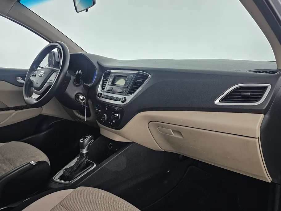 2021 Hyundai Accent Smart 