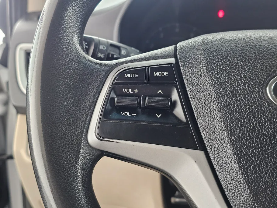 2021 Hyundai Accent Smart 