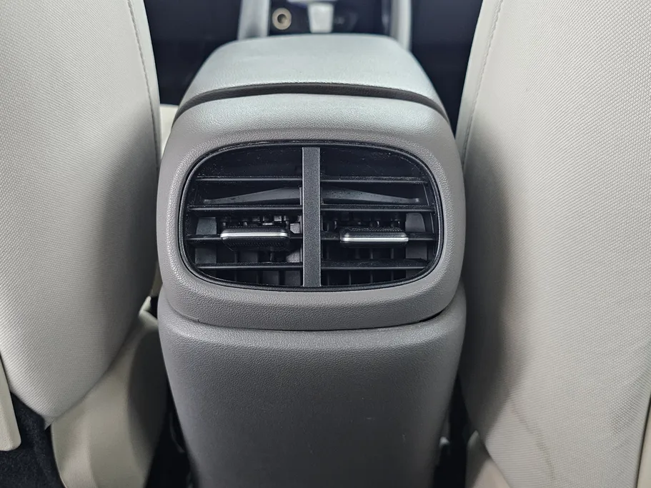 2023 Hyundai Elantra Smart 