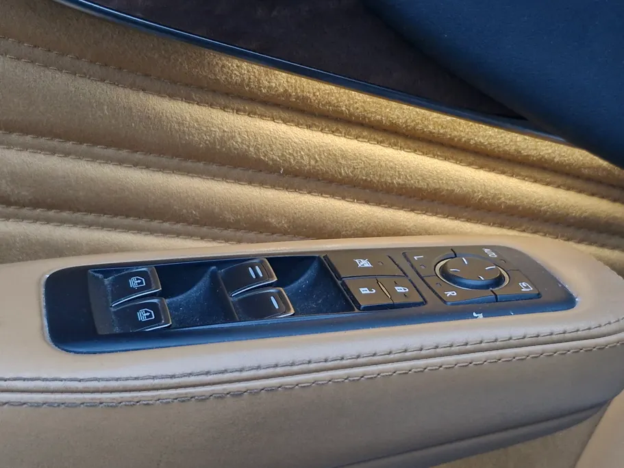 2022 Lexus LS 500 BH Hybrid 