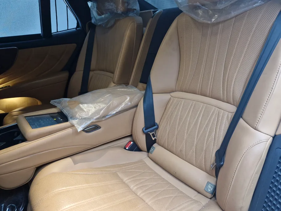 2022 Lexus LS 500 BH Hybrid 