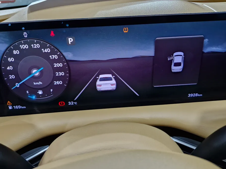 جينيسيس G80 PRESTIGE 2025 