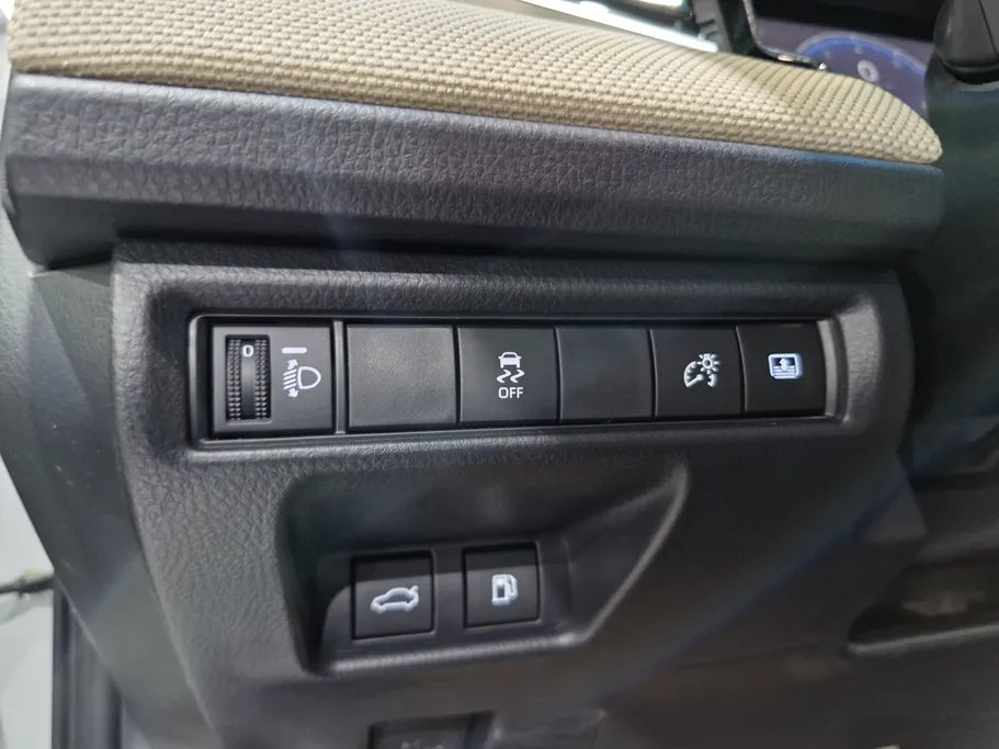 2025 Toyota Camry  LE 