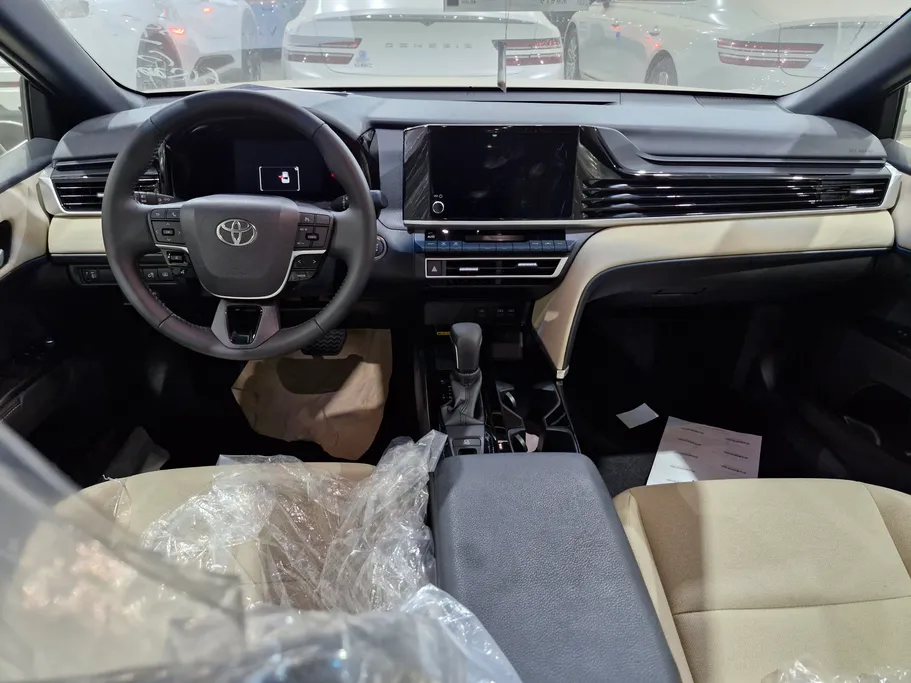 2025 Toyota Camry  LE 