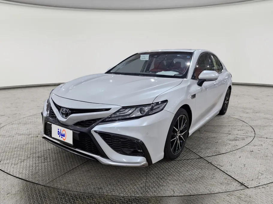 2023 Toyota Camry  SE V6 