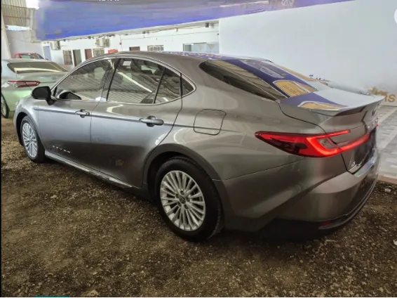 2025 Toyota Camry  LE 