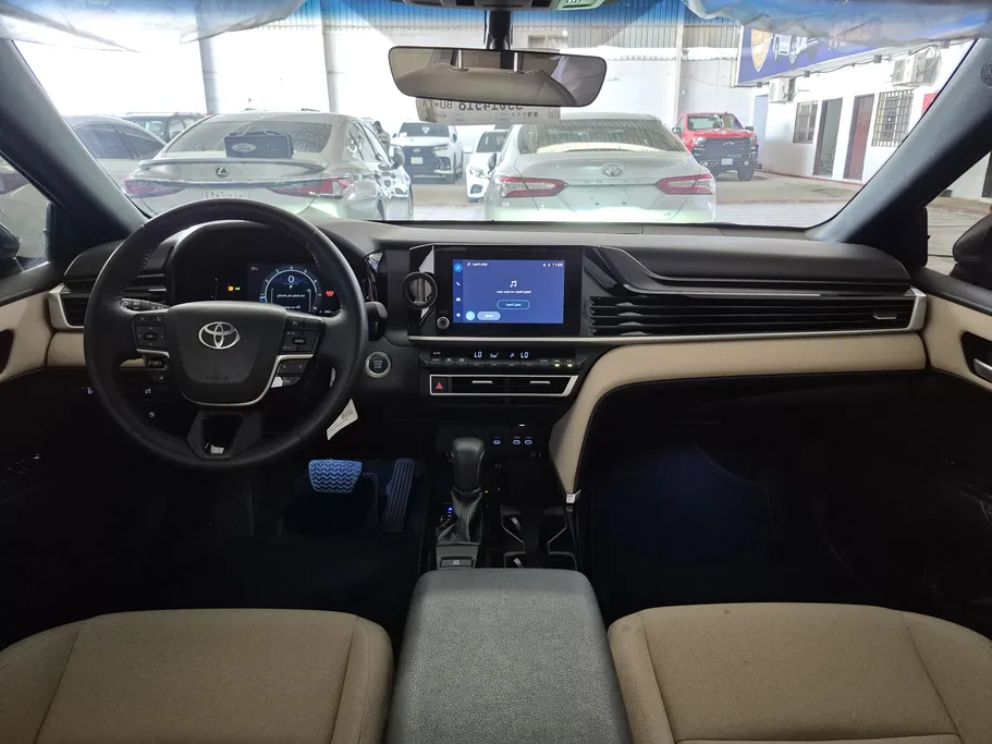 2025 Toyota Camry  LE 