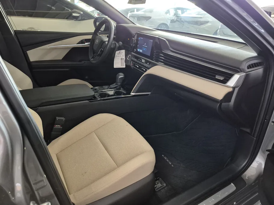 2025 Toyota Camry  LE 