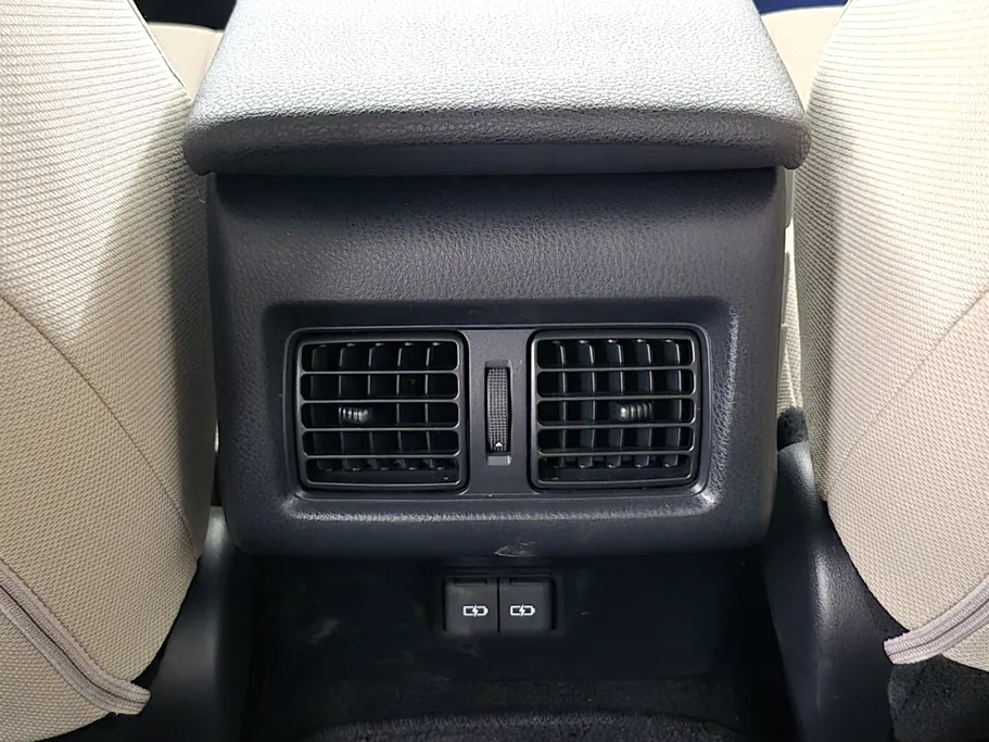 2025 Toyota Camry  LE 