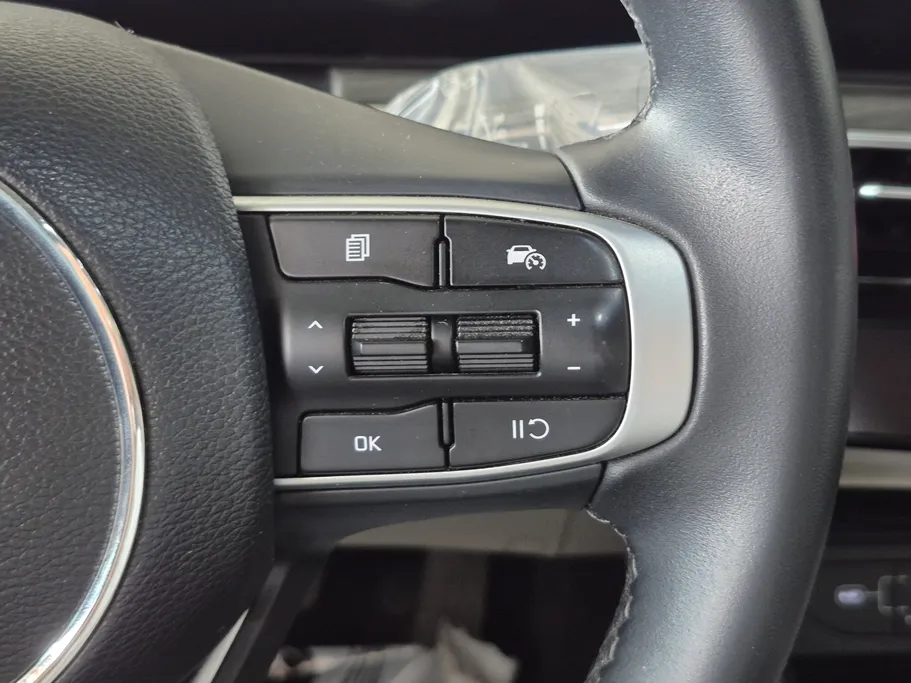 2024 Kia K5 EX 