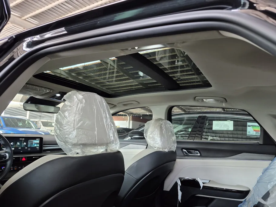 2024 Kia K5 EX 