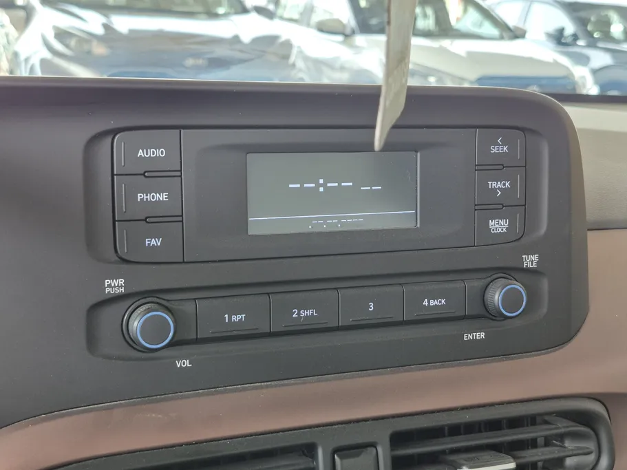 2024 Hyundai Grand i10 Smart 