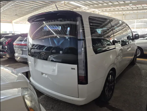 2024 Hyundai Staria VIP 
