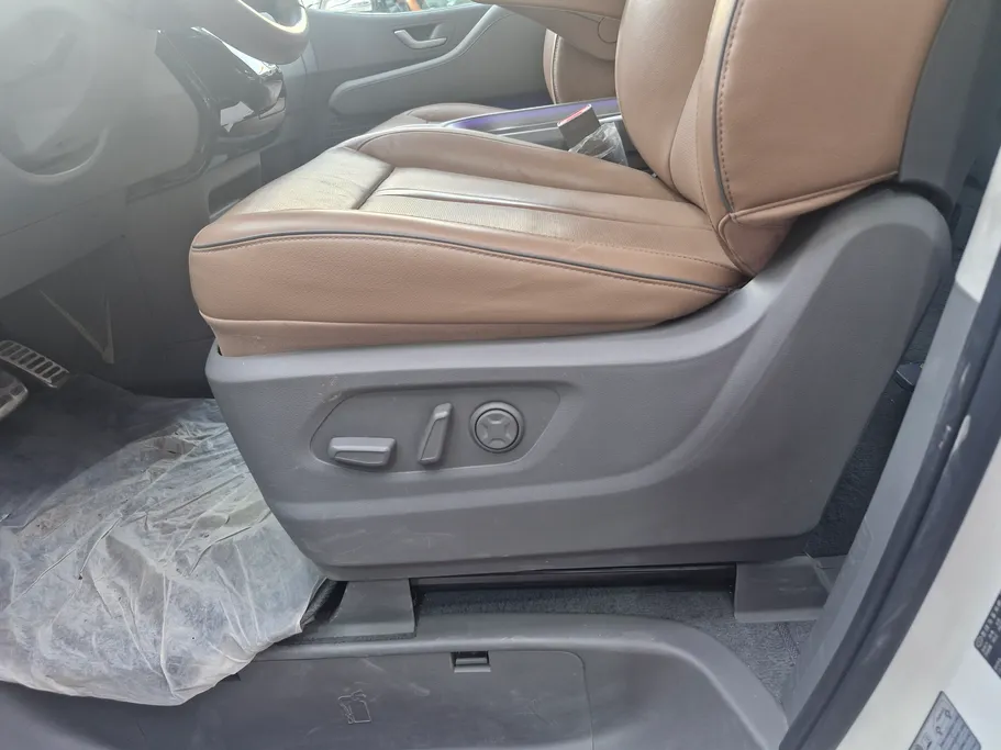 هيونداي ستاريا VIP 2024 