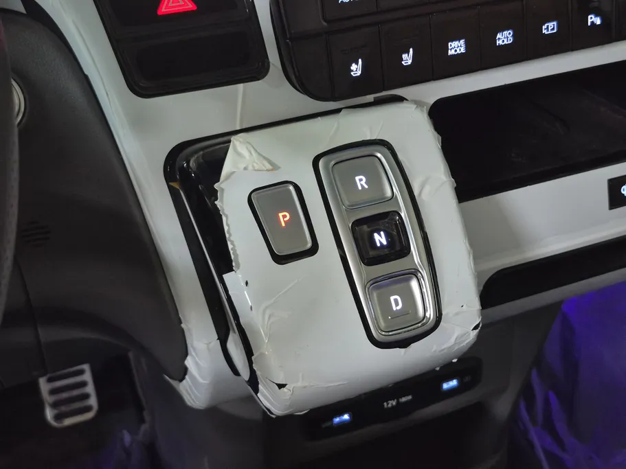 2024 Hyundai Staria VIP 