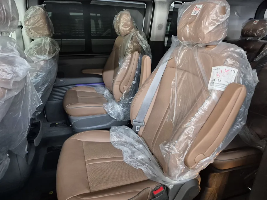 2024 Hyundai Staria VIP 