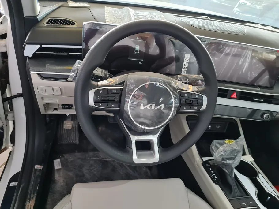 كيا K5 GL Panorama 2026 