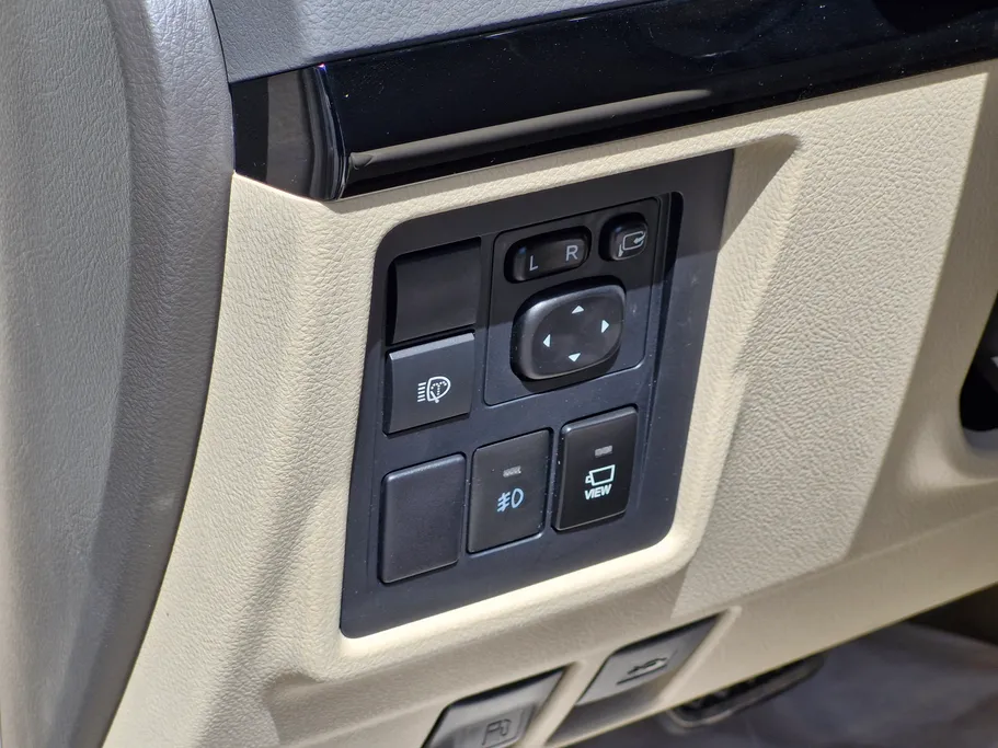 2023 Toyota Prado TXL1 V6 